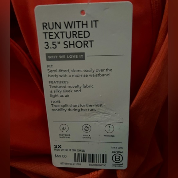Athleta Textured Run With It 3.5” shorts - Picture 5 of 10
